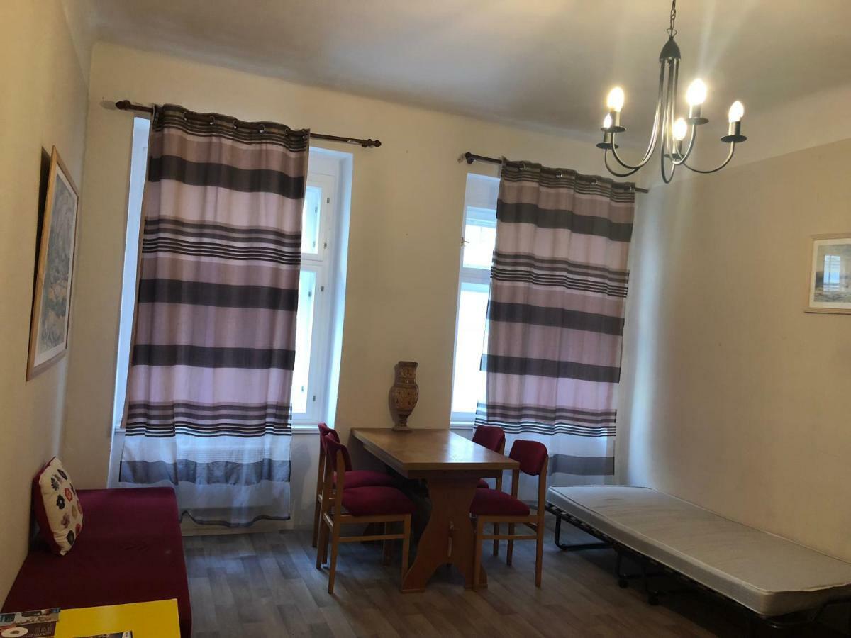 Blahnikova Aparthotel Prága Kültér fotó